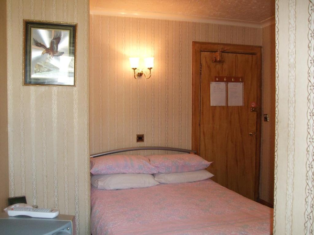 Swan Lake Guest House Edinburgh Oda fotoğraf